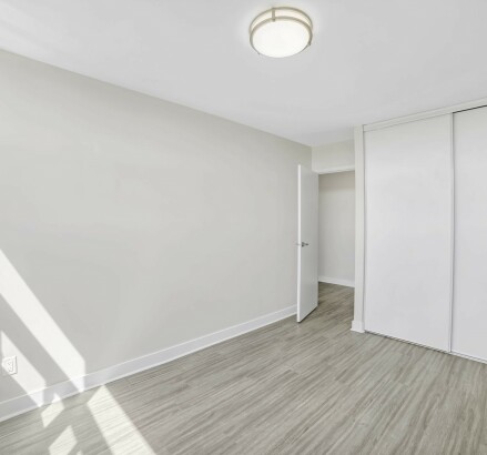 Skyline Living 7030 Casey Unit 31013