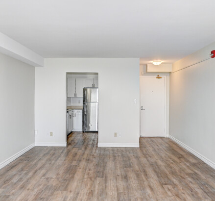 Skyline Living 737 Ouellette Ave Photography 13