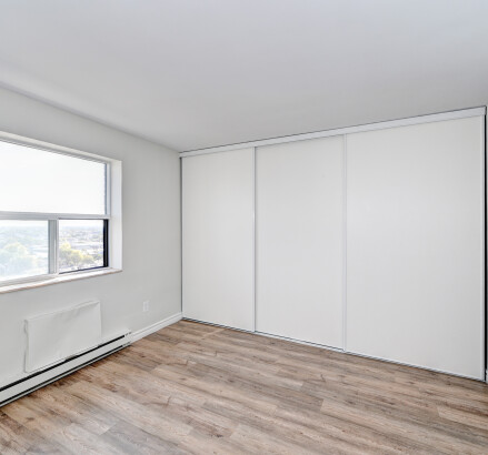 Skyline Living 737 Ouellette Ave Photography 33