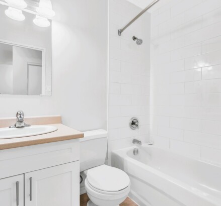 Skyline Living 810 Castell 1 Bed 1 Bath7