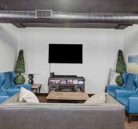 Skyline Living 8325 Riverside Dr. E Amenities and Exteriors 18