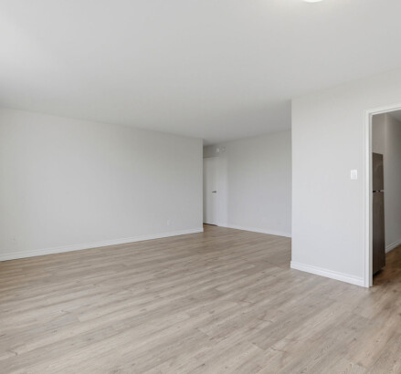 Skyline Living 8325 Riverside Dr. E Unit 501 07