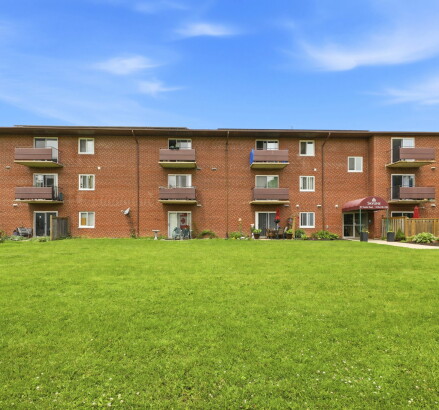 Skyline Living 99 Cartier Rd Exterior and Amenities 02 v2