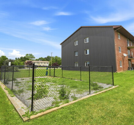 Skyline Living 99 Cartier Rd Exterior and Amenities 05 v2