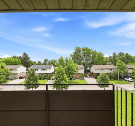 Skyline Living 99 Cartier Rd Unit 234 09 v2