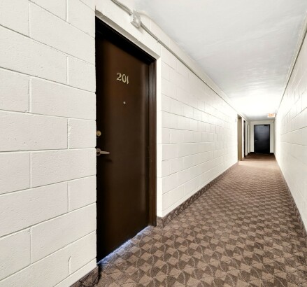 Skyline Living 995 16th St E 201 Photography 8
