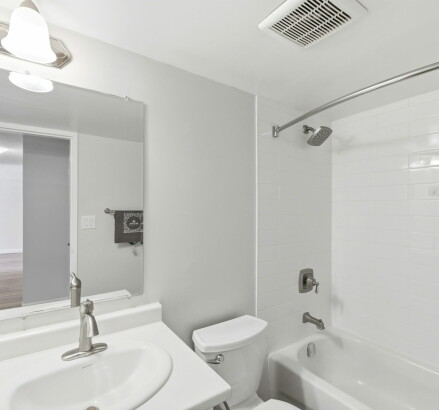 Skyline Living Linden Towers 2 Bed 1 Bath 21