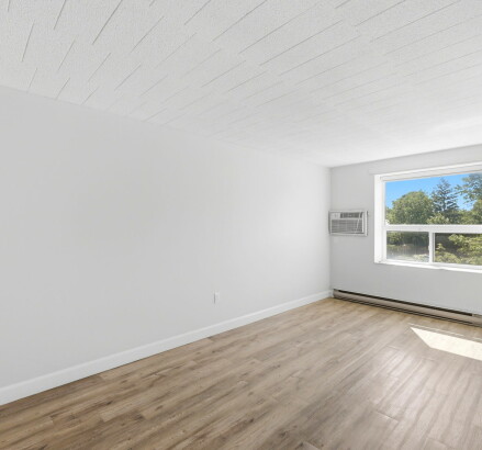 Skyline Living Linden Towers 2 Bed 1 Bath 4