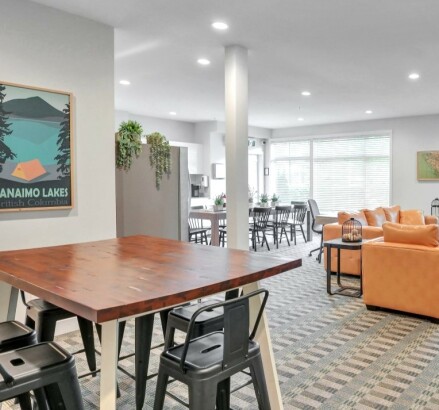 Skyline Living North Point Apartments Social Room1 v2