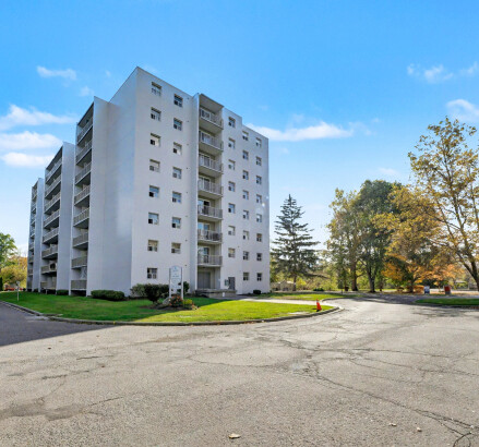 Skyline Living River Ridge Towers Photography 39