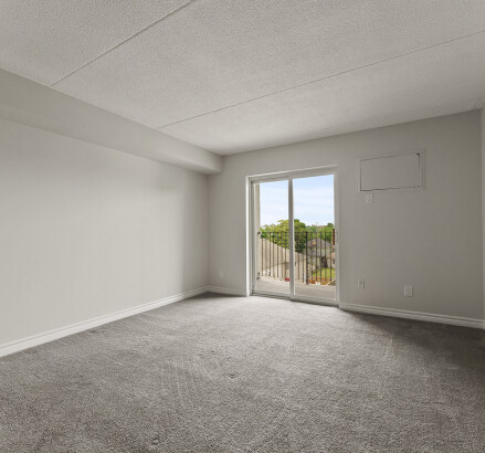 Skyline Living Rivershore Towers 1 Bed 1 Bath6