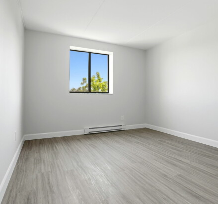 Skyline Living Sun Crest Tower 1 Bed 1 Bath 17