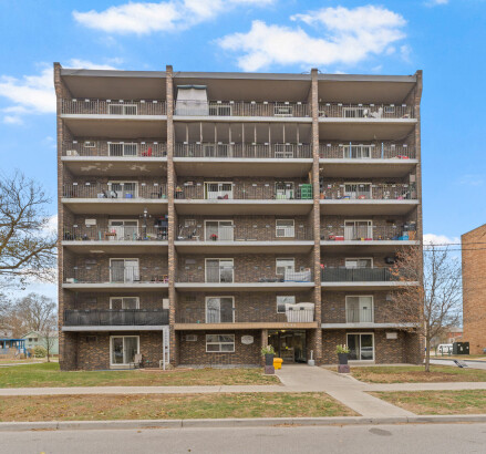 Skyline Living Sun Ray Manor Apartments Photography 22