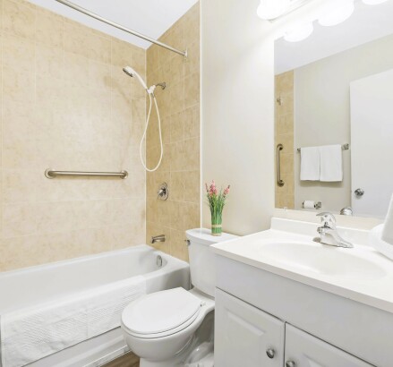 Skyline living 5552 Heritage 2 Bed 1 Bath17