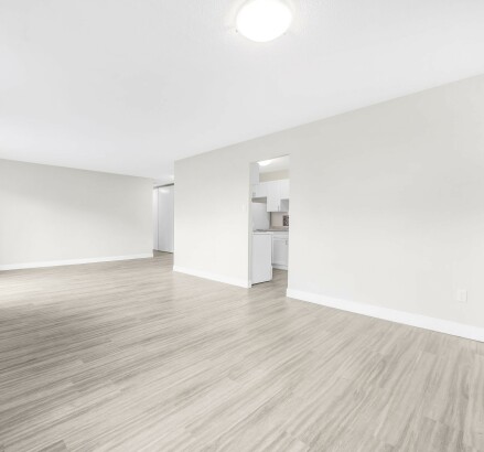 Skyline living 5552 Heritage 2 Bed 1 Bath3