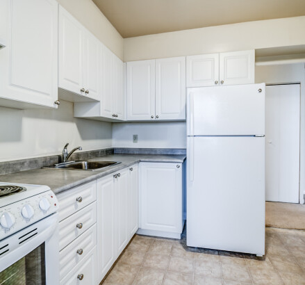 Skyline 1545 Ouellette 12