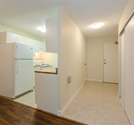 TheHeritageArms 2515 Trout Lake Rd Unit405 1bed1bath 0006 resized