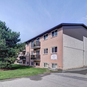 255 Belsyde Ave August 2024 Amenities  Unit 109 Exteriors Web 1 edit v2