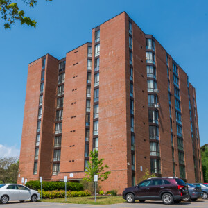 621 MacDonald Exterior 3