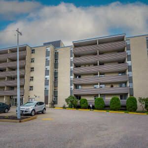 Skyline Living 105 Giroux St Photography 17