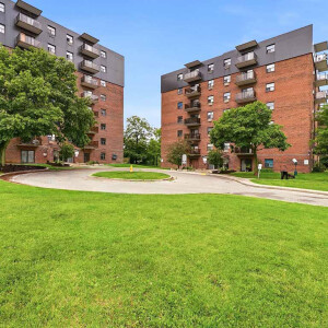 Skyline Living 185 Berkshire Building Unit 406 01