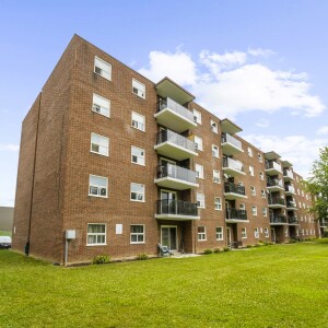 Skyline Living 265 Wilson Rd Exteriors 16