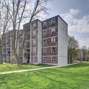 Stratford Suite 211 2 Bedroom 1 v2